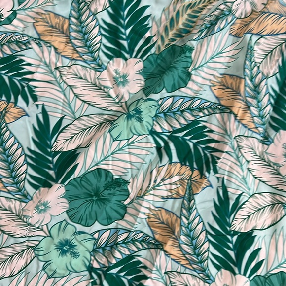 Aakaa Green Floral Maxi Dress - Picture 2 of 7